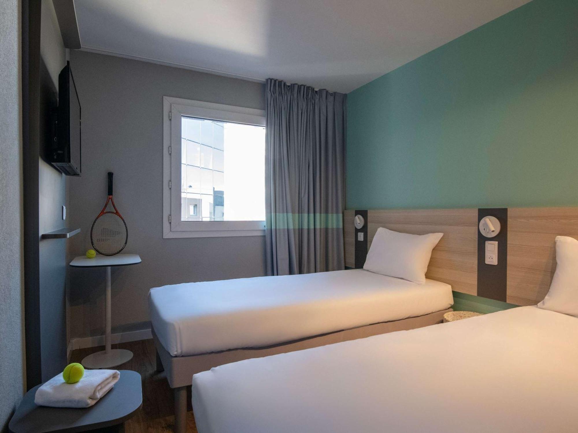 Ibis Budget Nice Aeroport Esterno foto