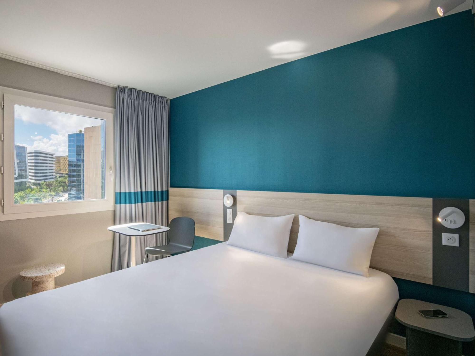 Ibis Budget Nice Aeroport Esterno foto