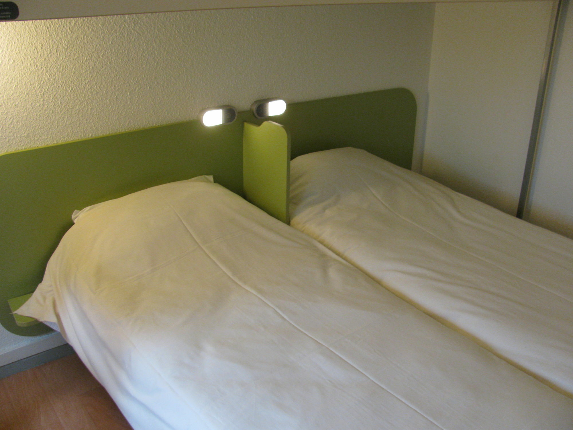 Ibis Budget Nice Aeroport Esterno foto